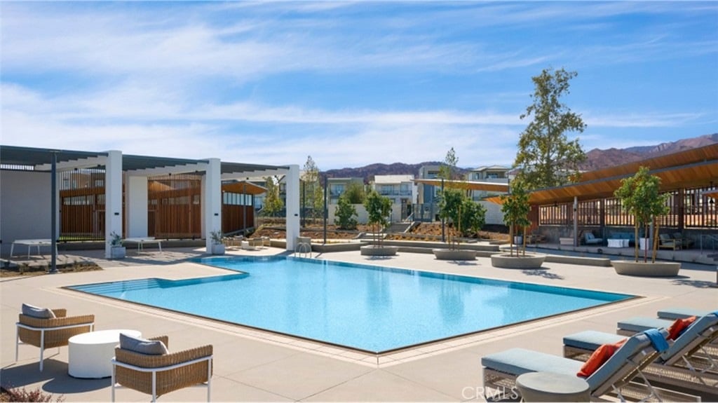 New Construction Townhome in Valencia