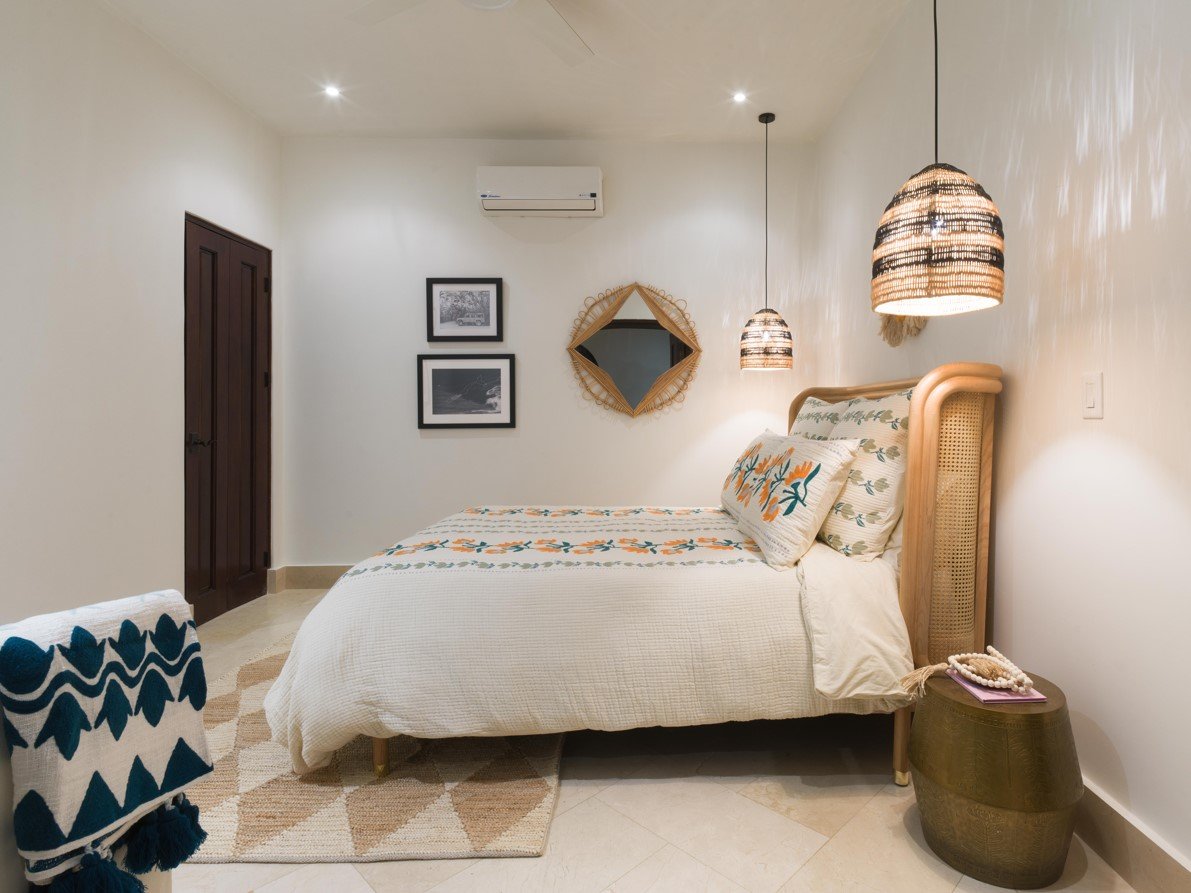 16 Calle La Ronda | Stylish Renovated Home with Plunge Pool in Beach Town – Steps from Playa Danta