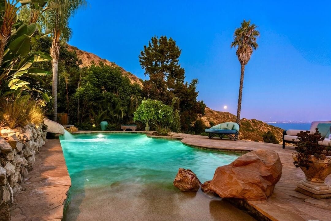 Little Rock Way, 90265