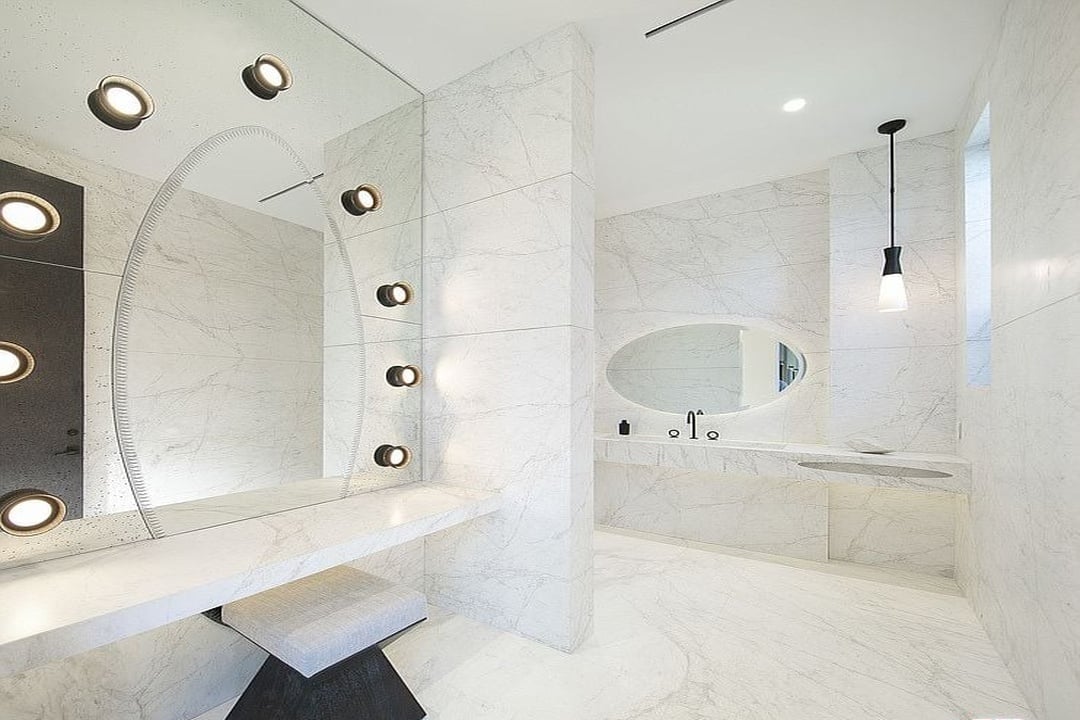 Cascade Golden, N Beverly Dr, 90210