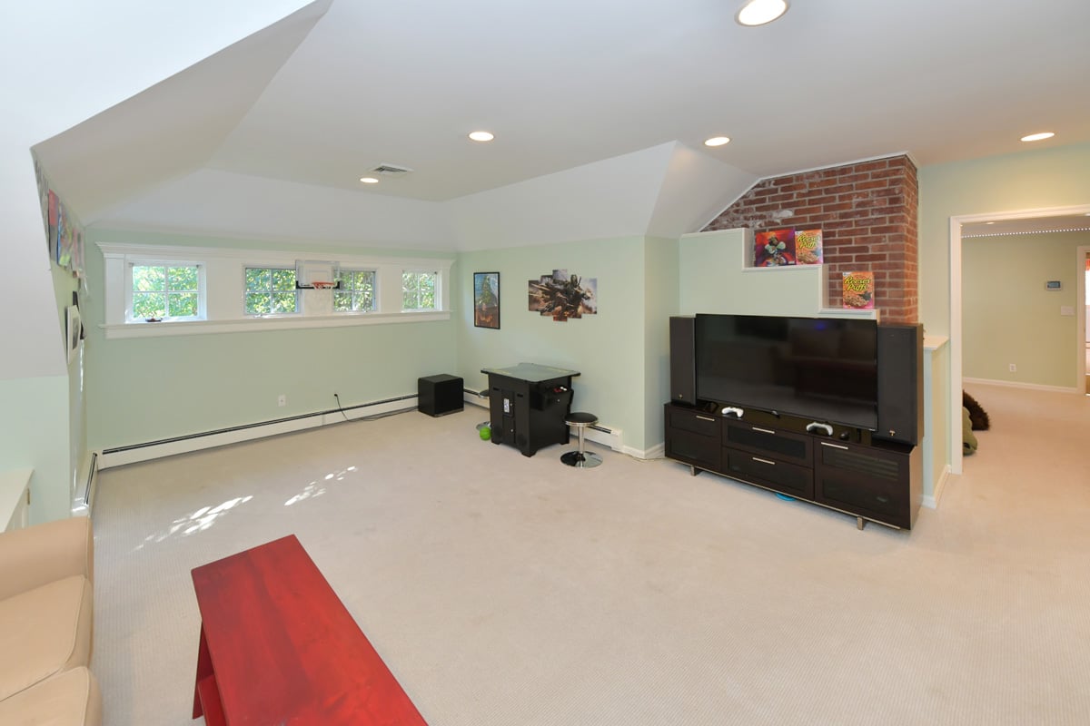 18 Powderhorn Rd