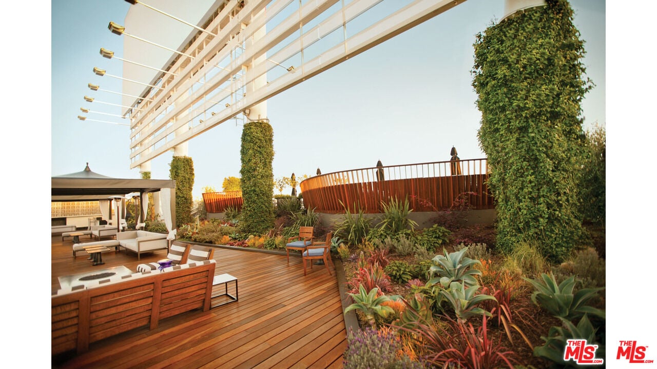 6250 Hollywood Blvd, #10N