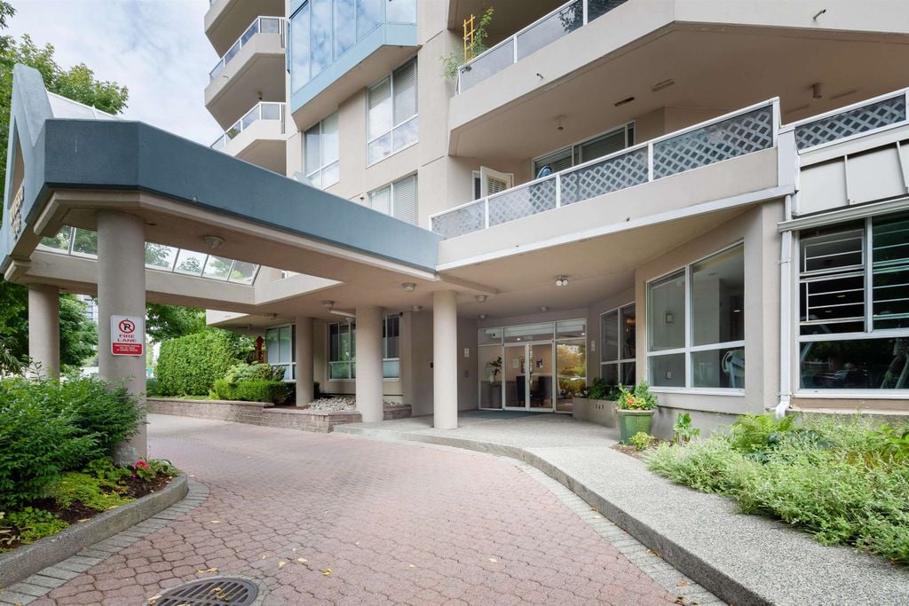 1245 Quayside Dr, #1805