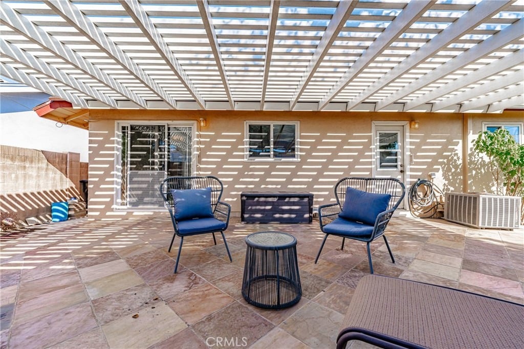 4544 Patricia Cir