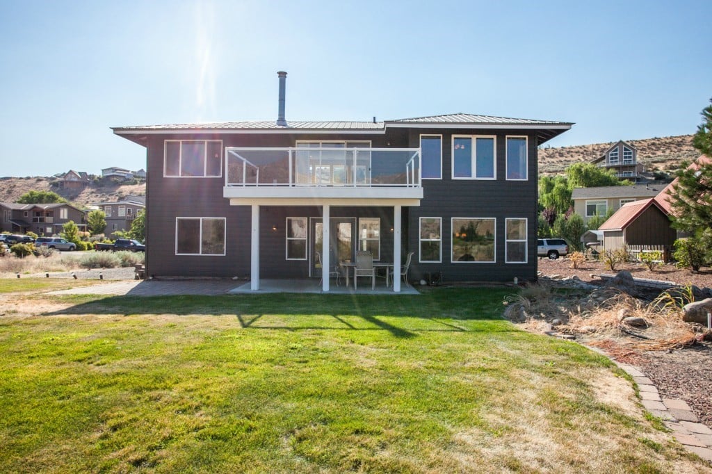 375 Lake Front Rd