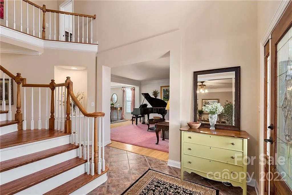 10405 Sundance Ct
