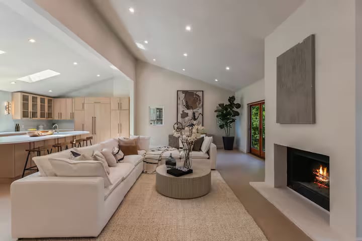 Casa Eleanora by Oraklus