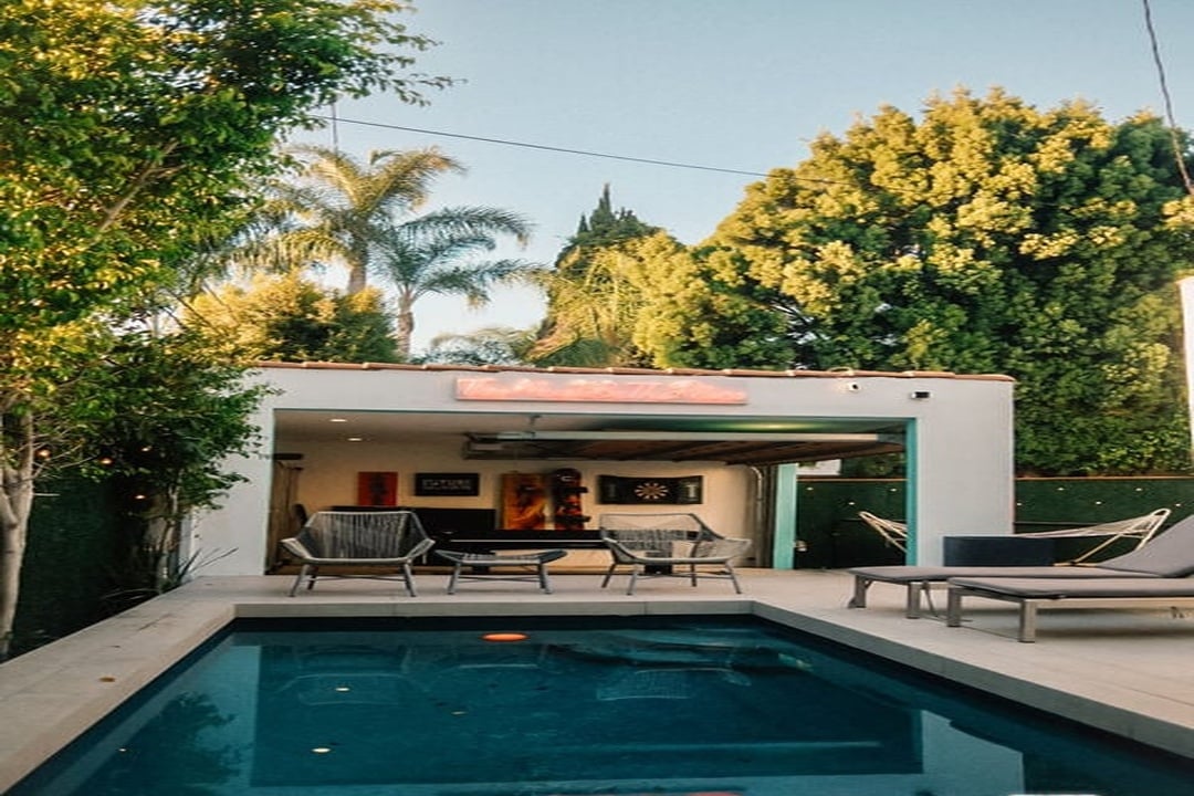 N Crescent Heights Blvd, 90048