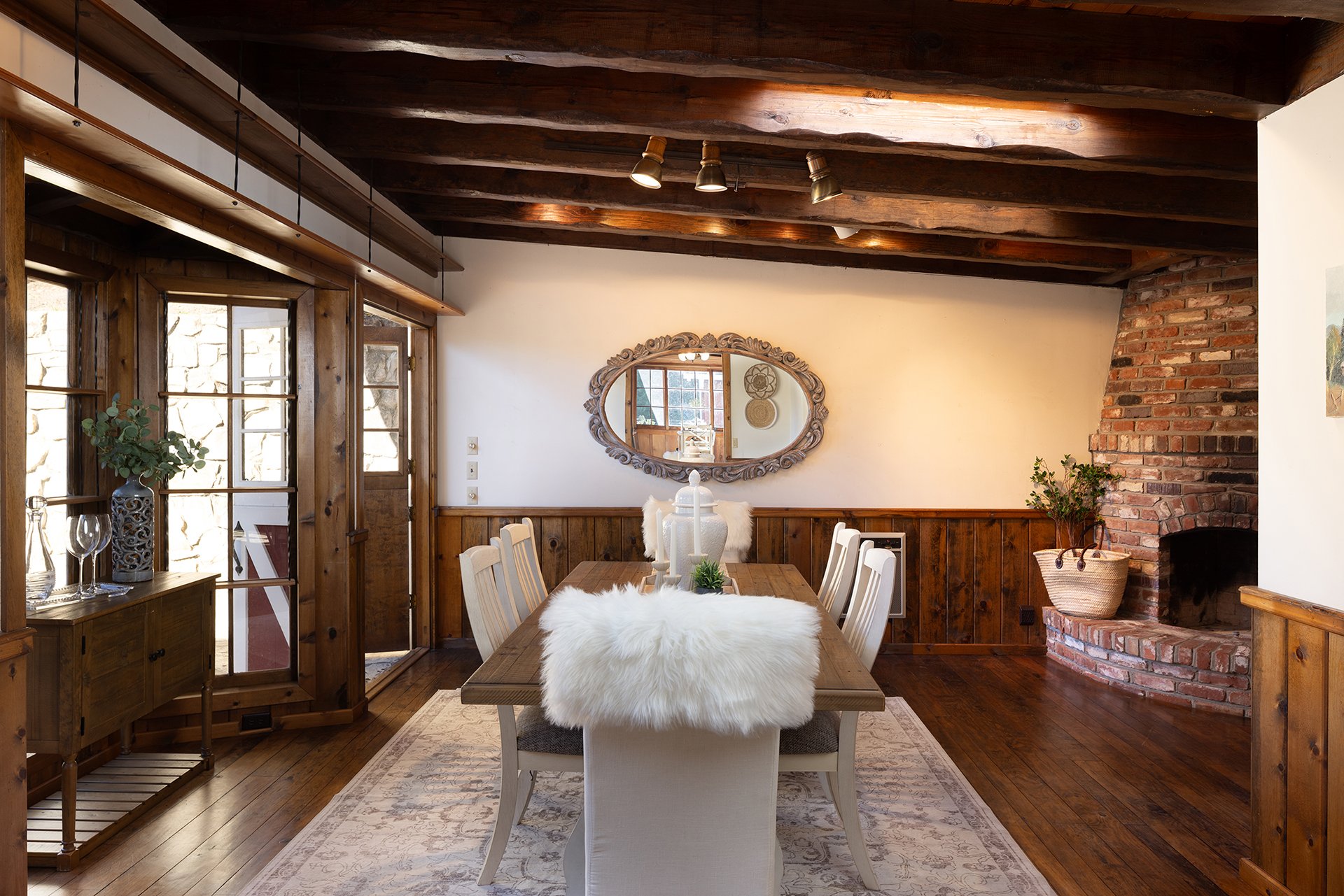 Galewood - Charming Carmel Compound