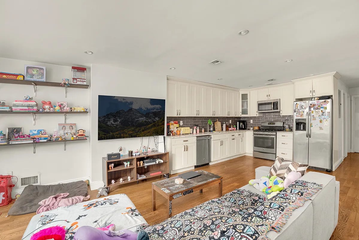 249 Eldert St #2