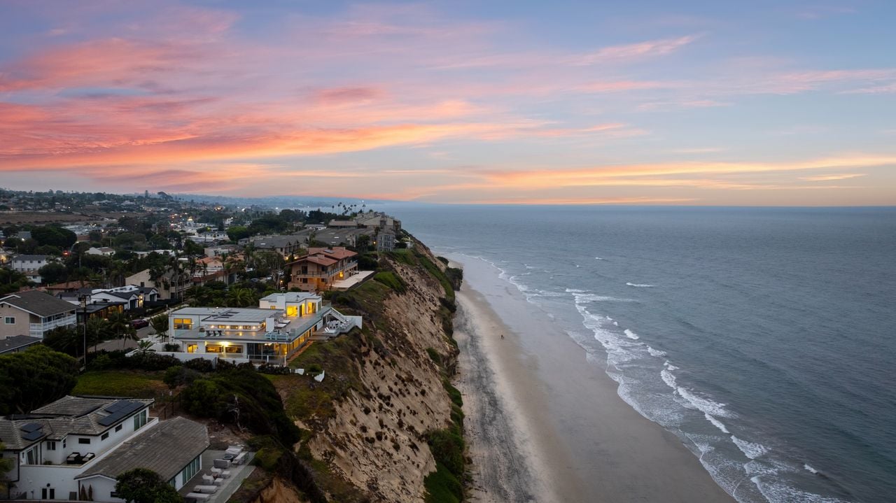 Encinitas Oceanfront Retreat