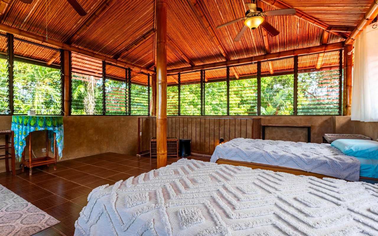 Tropical Getaway with Two Villas and Lush Gardens Near the Heart of Uvita