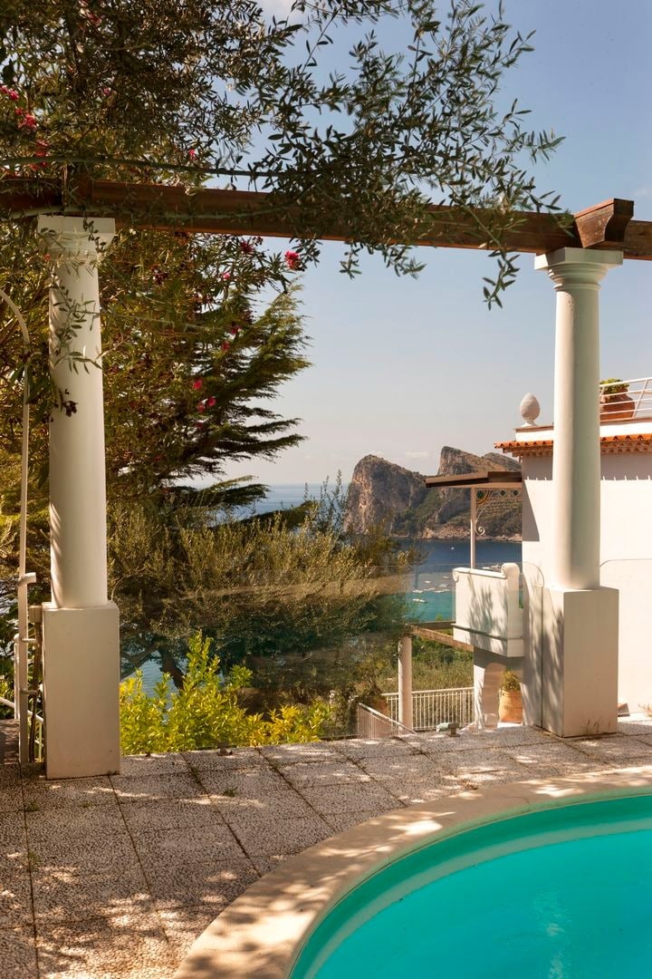 Reintroduce the Villa Bepina