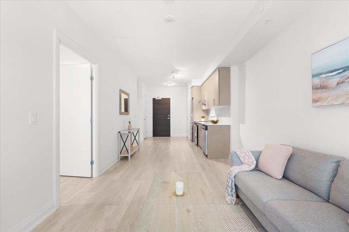 212 King William Street Unit: 513
