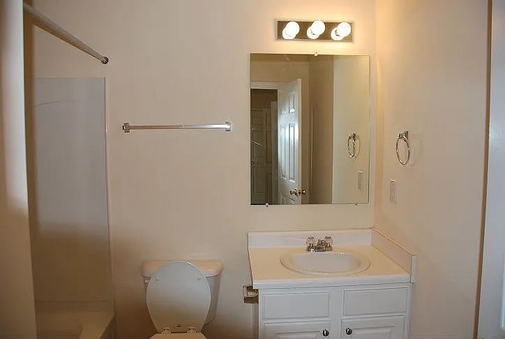 521 Windstone Trl