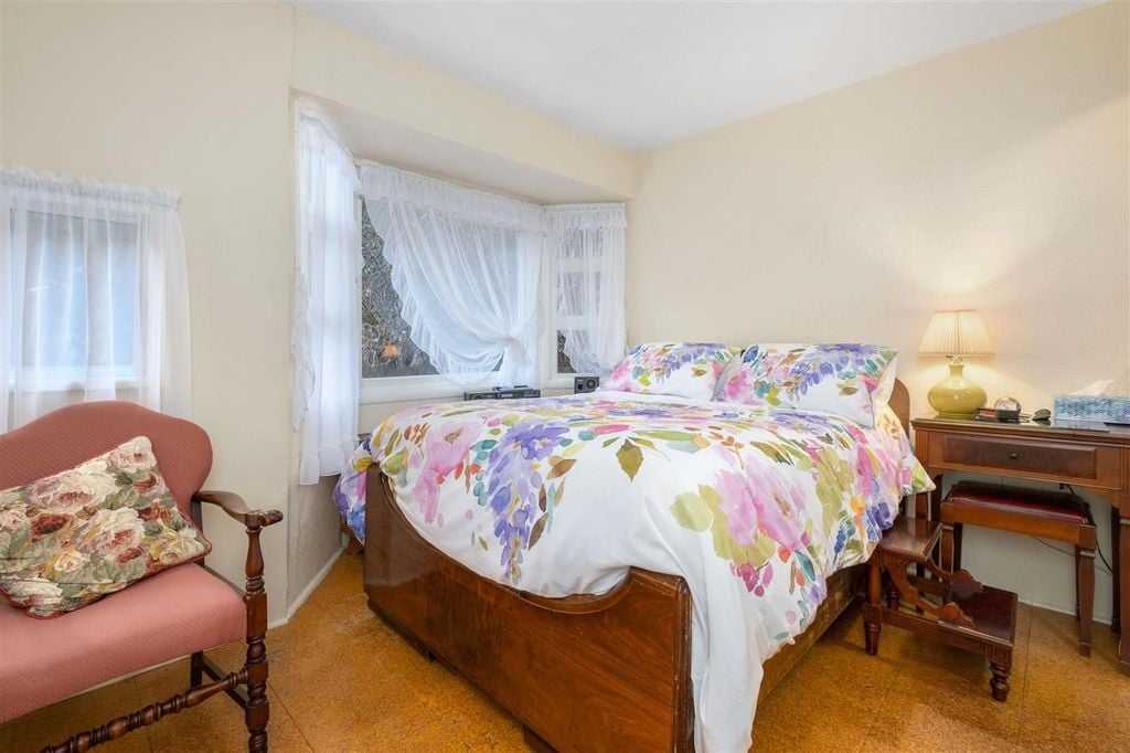 4520 Lynn Valley Rd