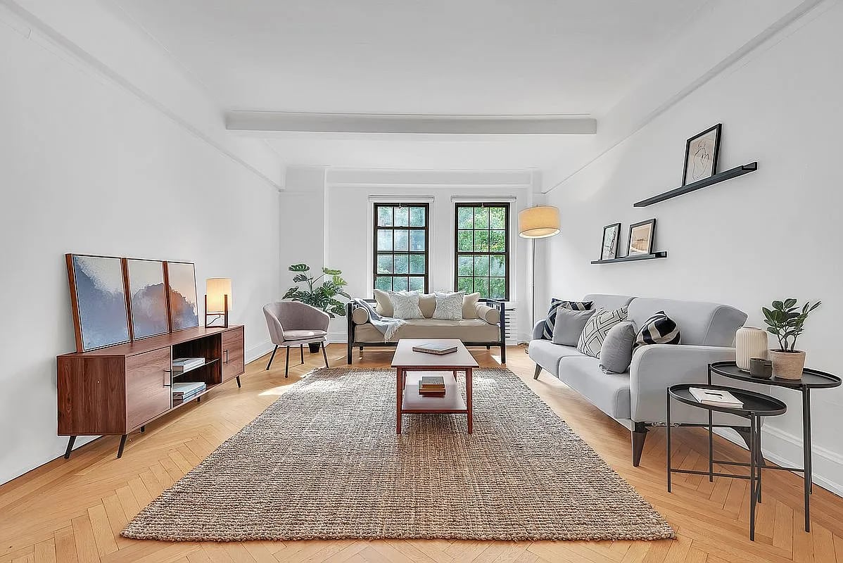 90 8th Ave #2A