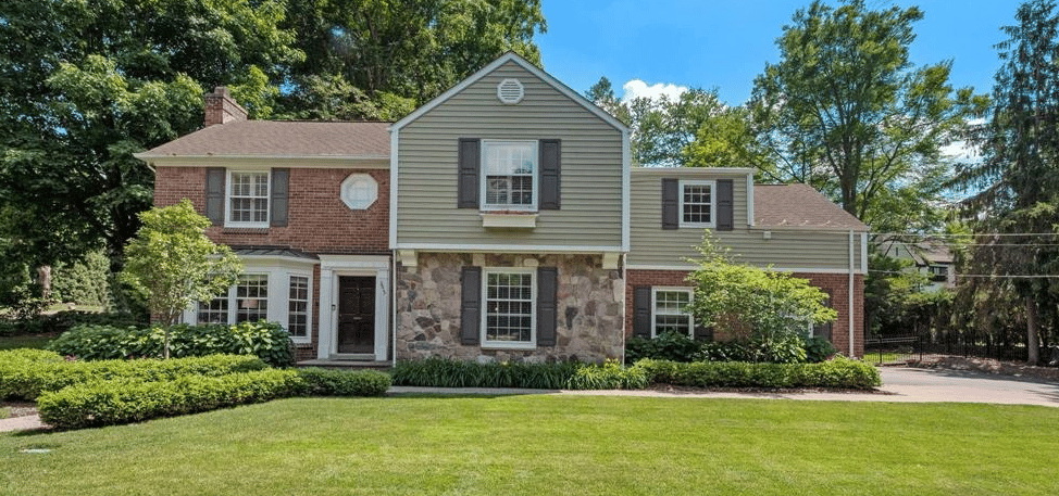 3015 Bradway Boulevard