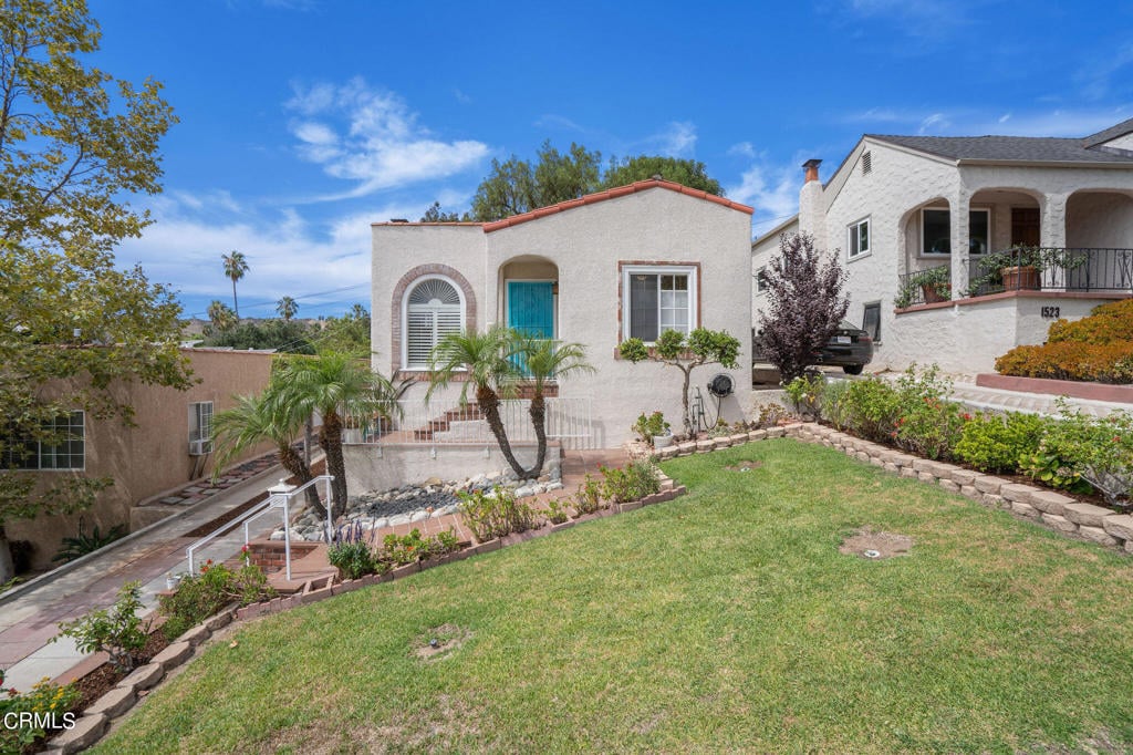 1527 Linda Rosa Ave