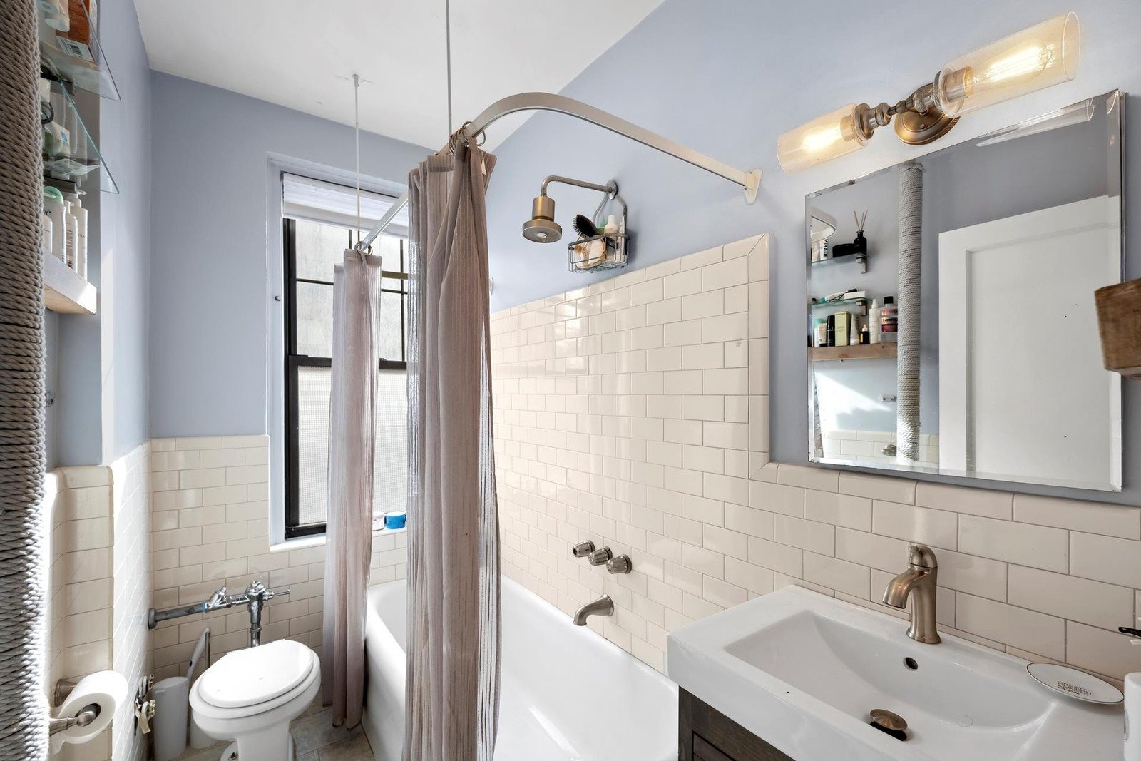 141 E 3rd St, 2E, East Village