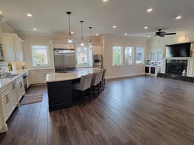 352 Hazel Dr