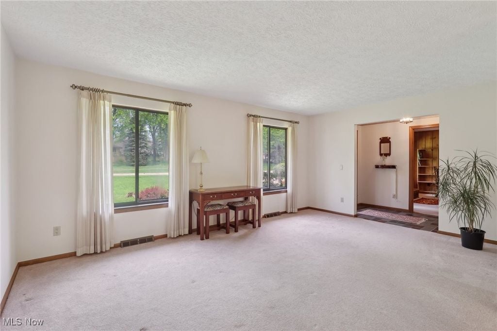 9110 Bernwood Ct