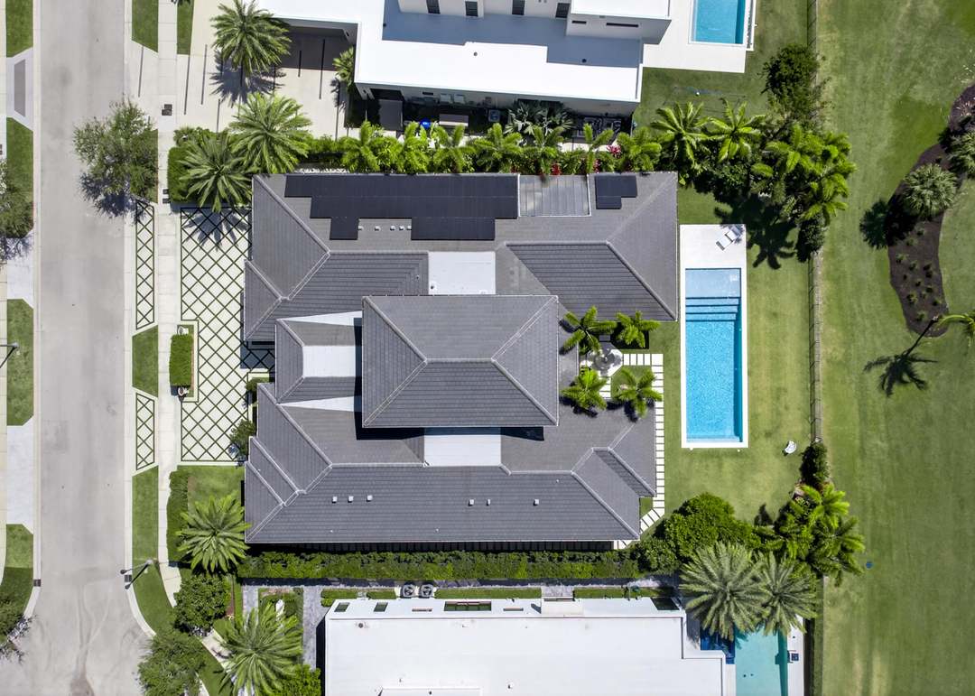 4013 Country Club Ln