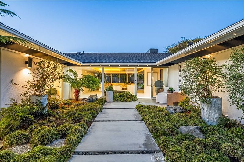 144 Monarch Bay Dr