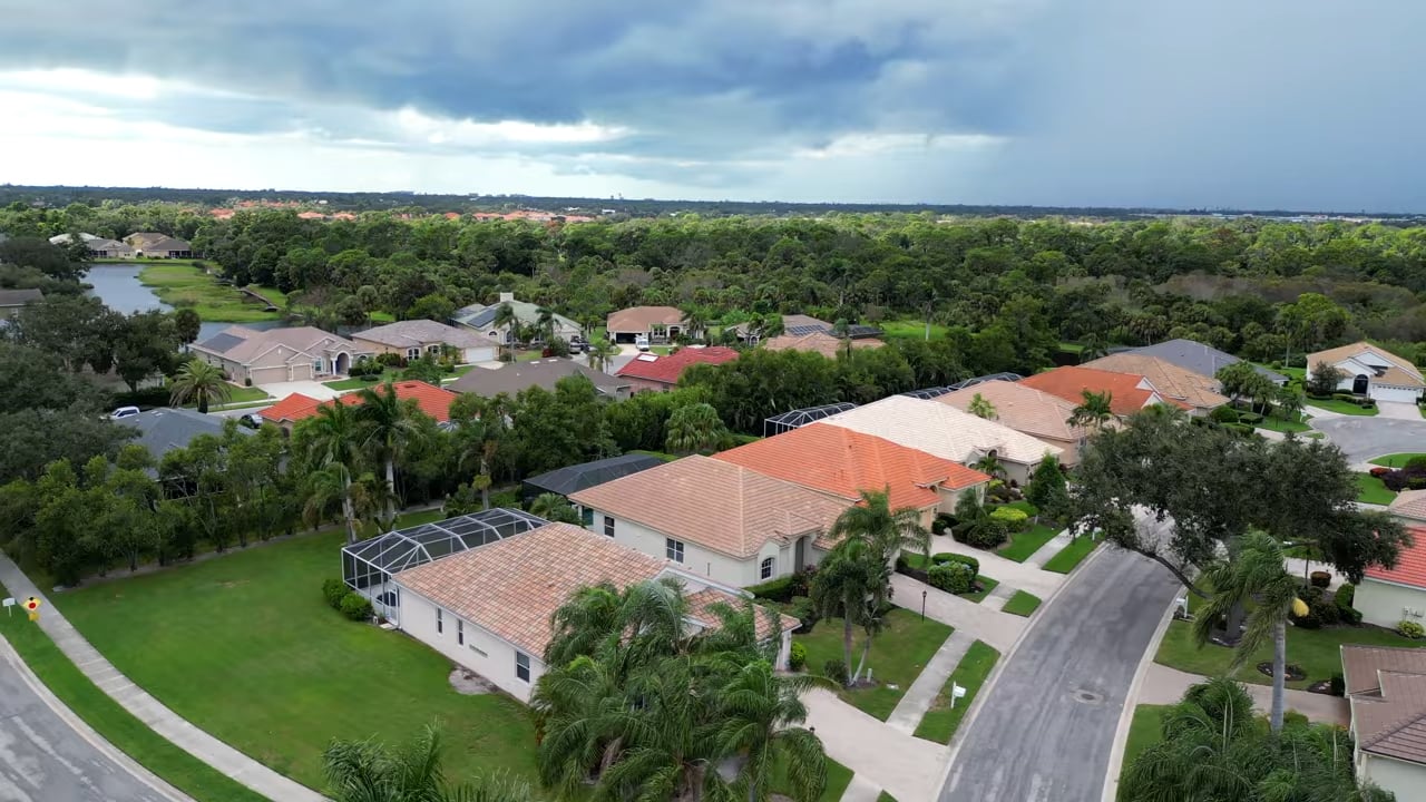 7358 Stanhope Ct, Sarasota, FL 34238