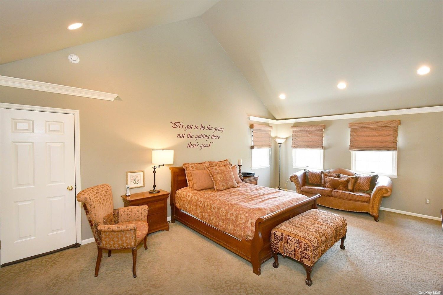 14 Dupont Ct