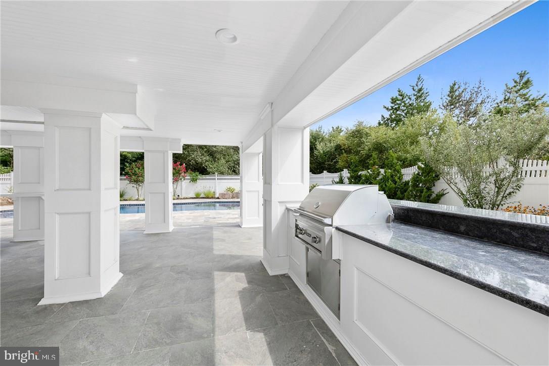 25 Long Beach Blvd, #A