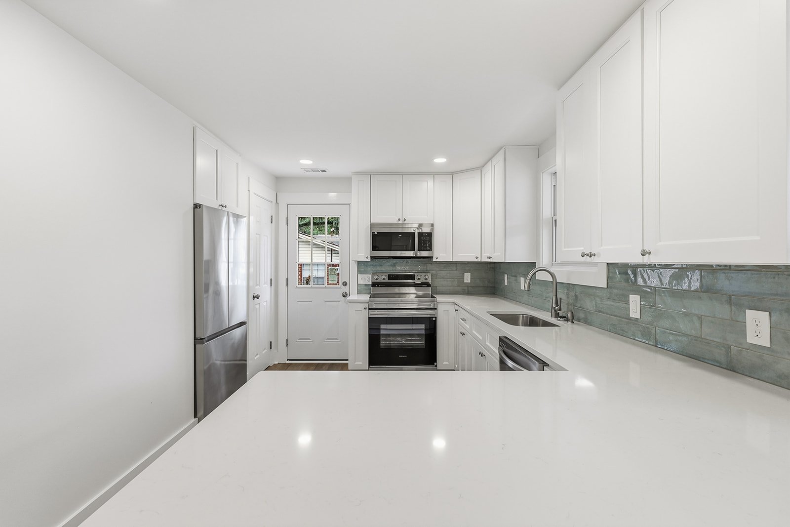 2156 New York Avenue