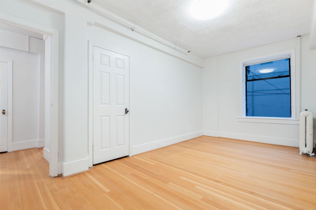 777 Burrard St, #24