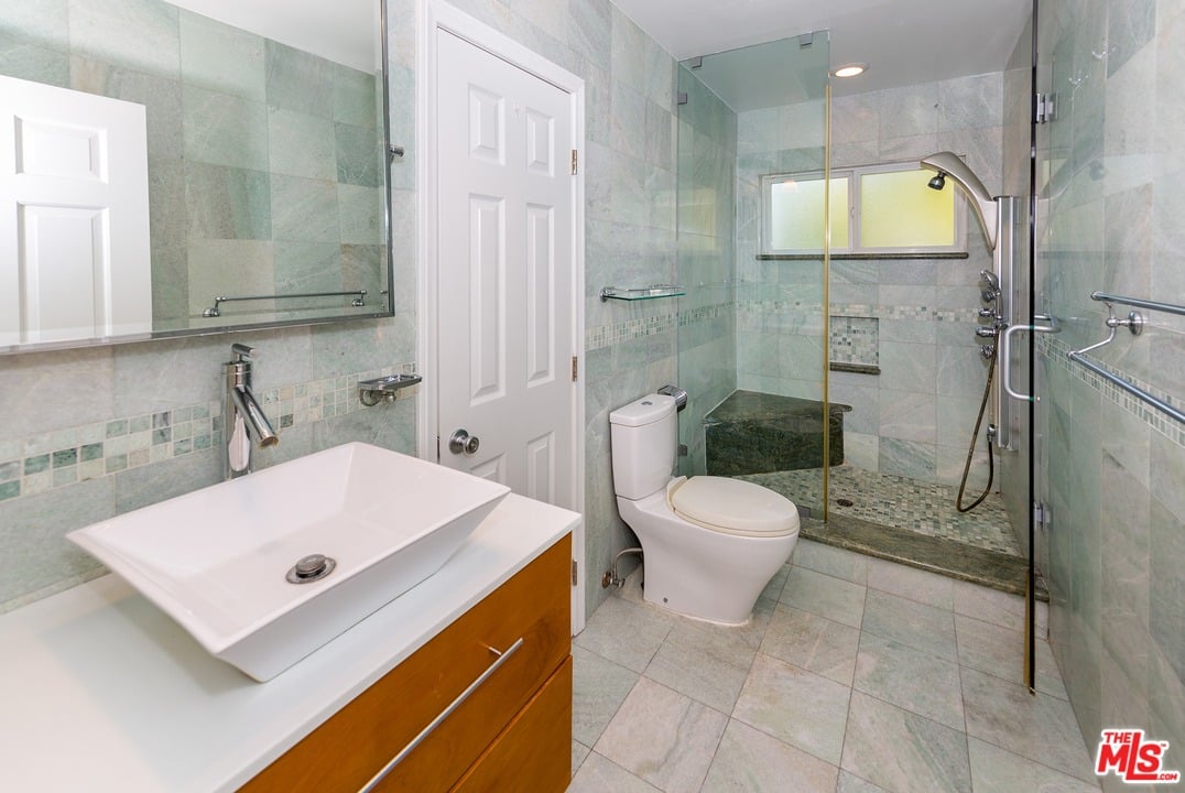 226 Le Doux Rd