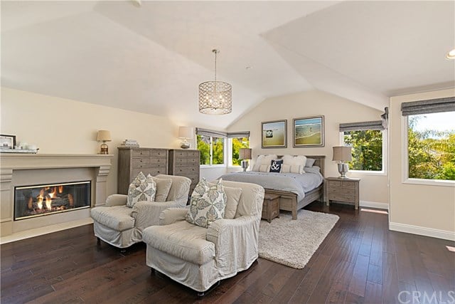 6652 Carriage Circle, Huntington Beach 