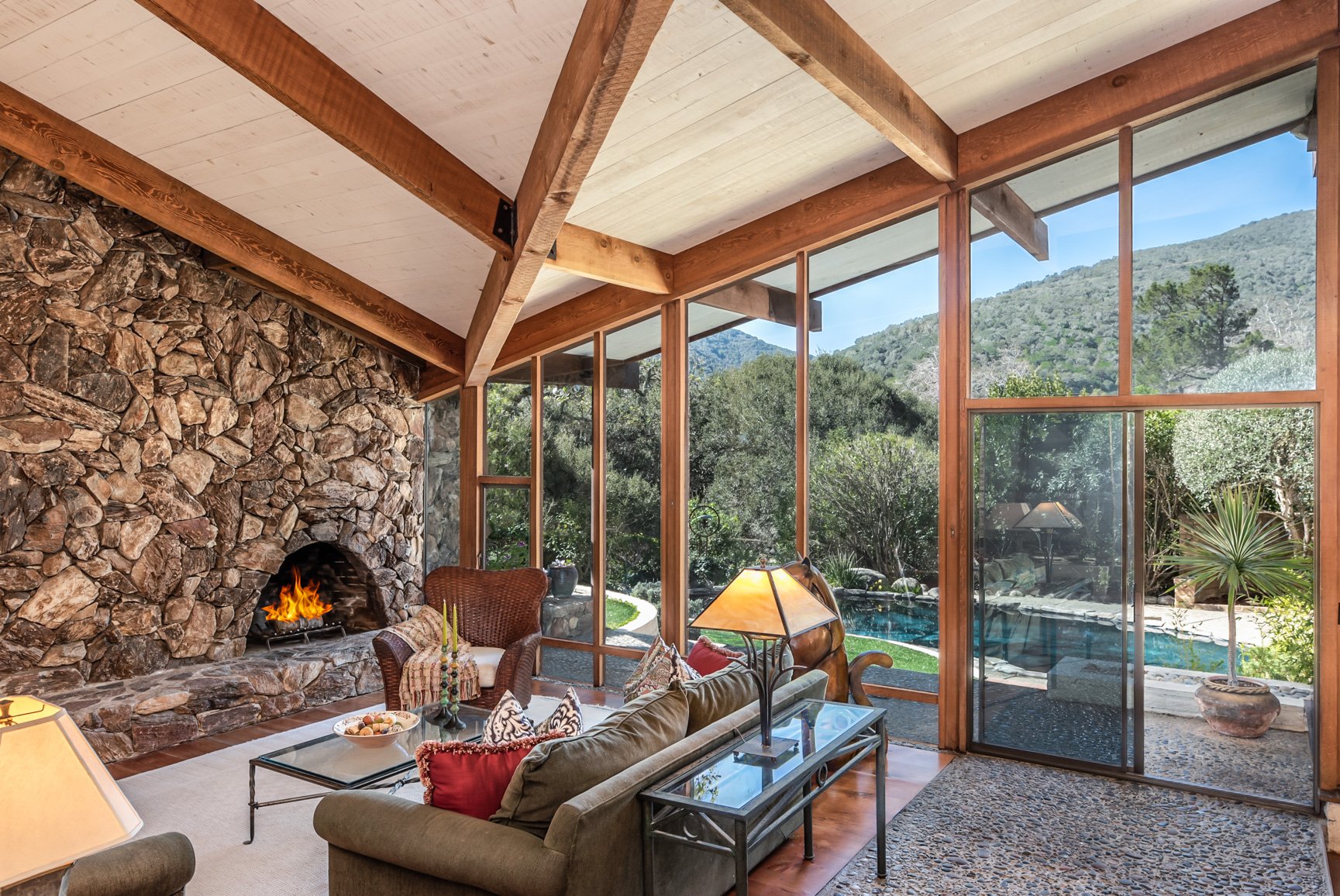 16 Boronda Rd