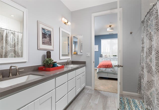 204 Susannah Place, Costa Mesa