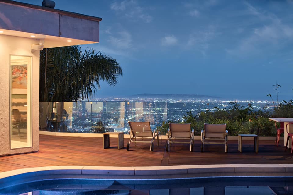2137 Sunset Plaza Drive