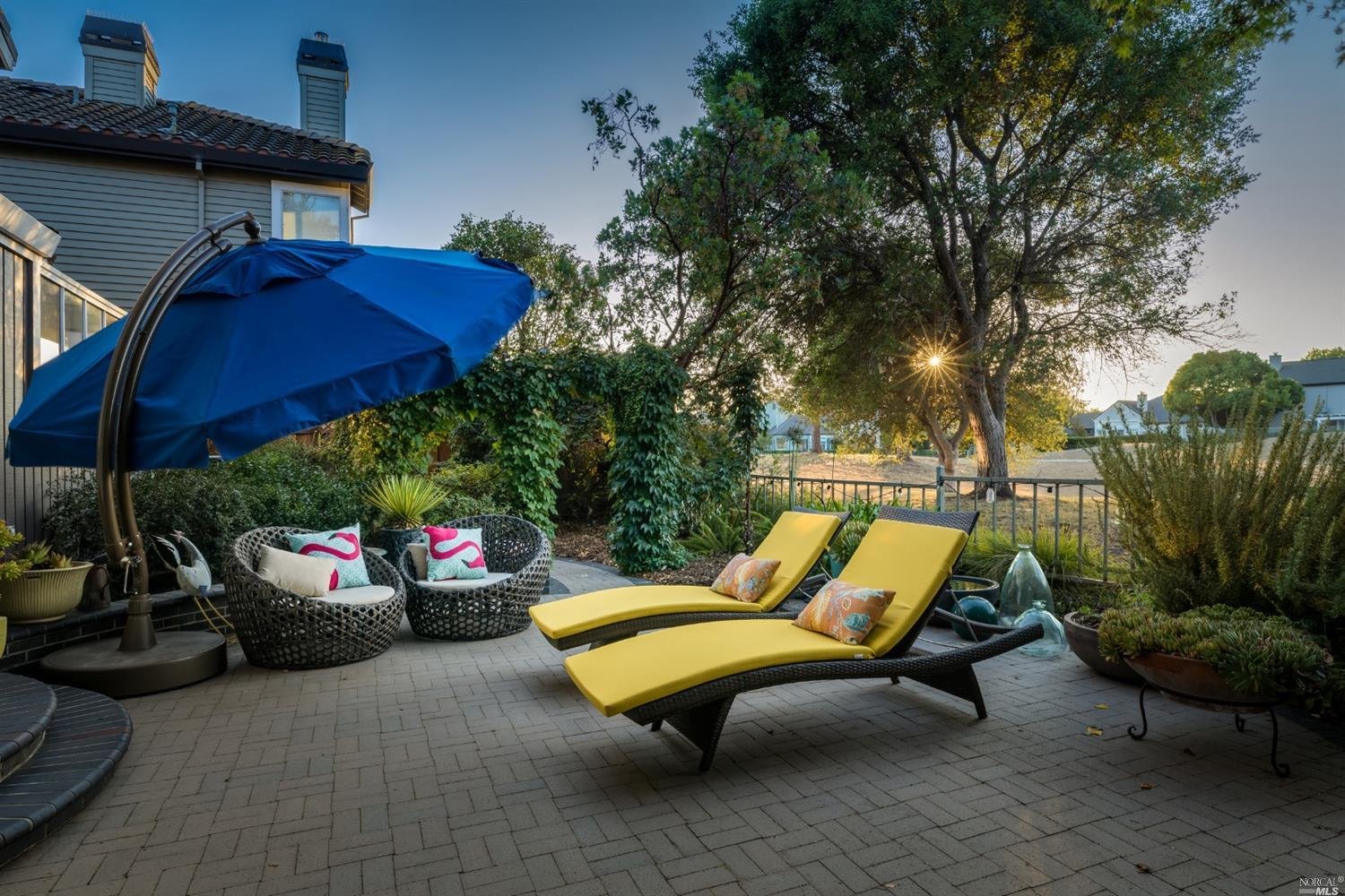 1829 Adobe Creek Dr