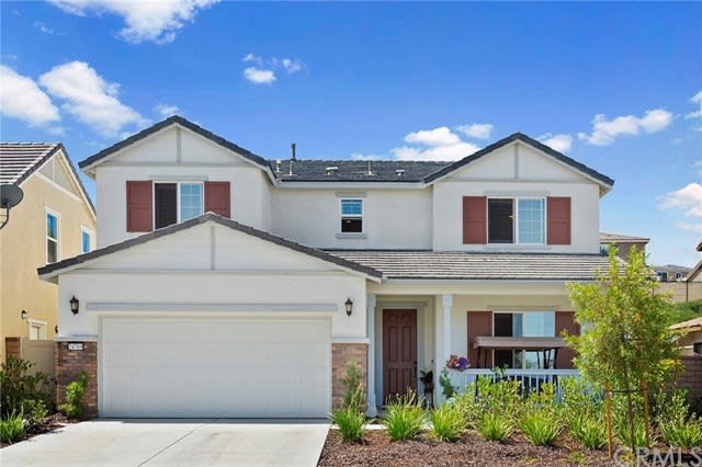 24769 Coldwater Cyn