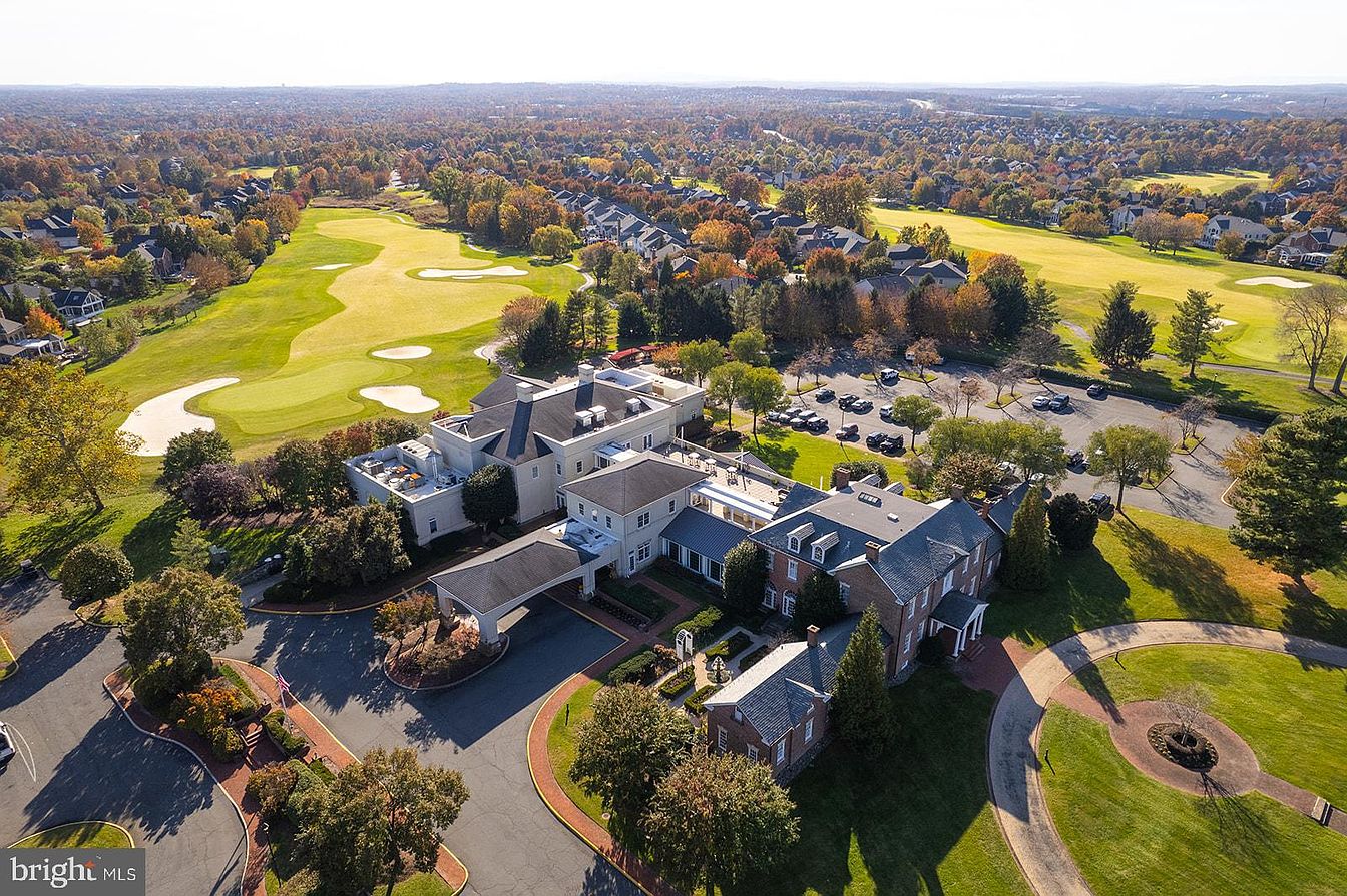 19674 Pelican Hill Ct