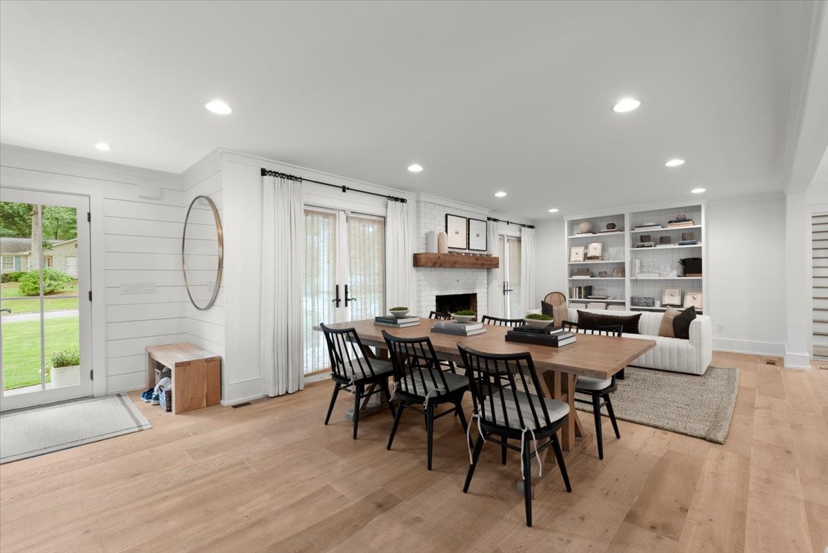210 Shady Grove