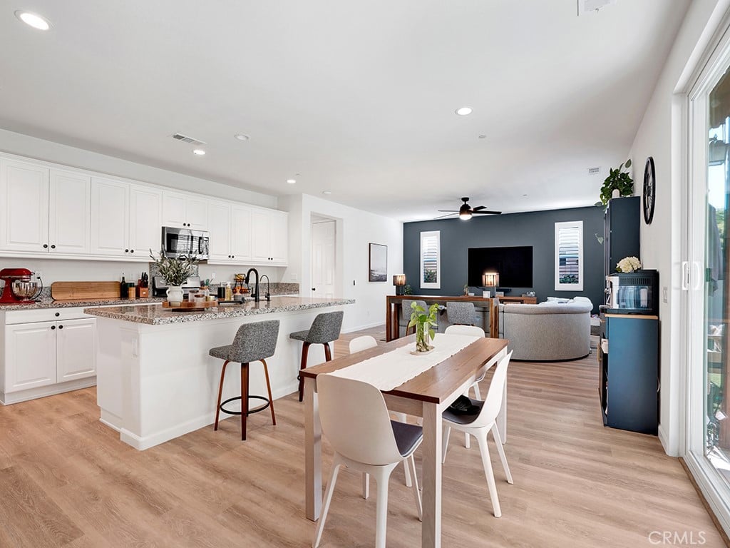 8967 Sunshine Valley Way