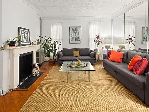 630 Vanderbilt Street *