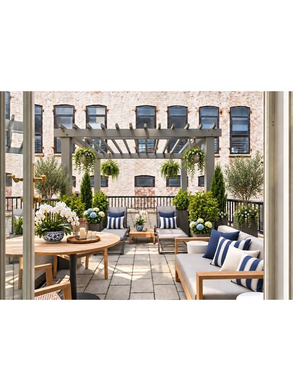 London Clay Townhouse