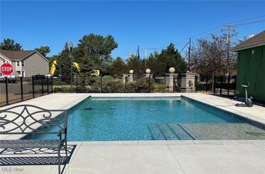 9521 Larimar Dr #9521