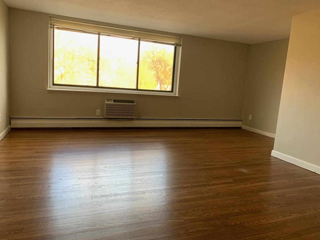 519 Washington St, #12