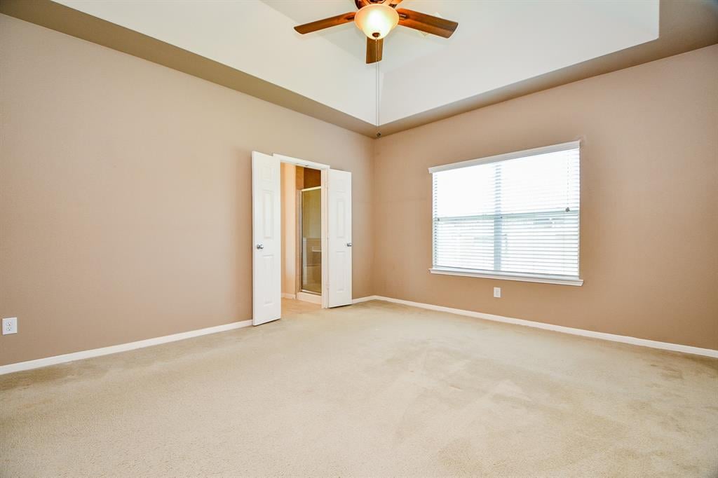 21622 Crest Peak Wy