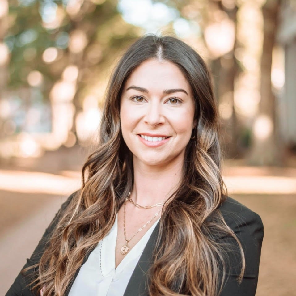 Whitney Hahn Gibson Denver, NC Real Estate Agent Headshot