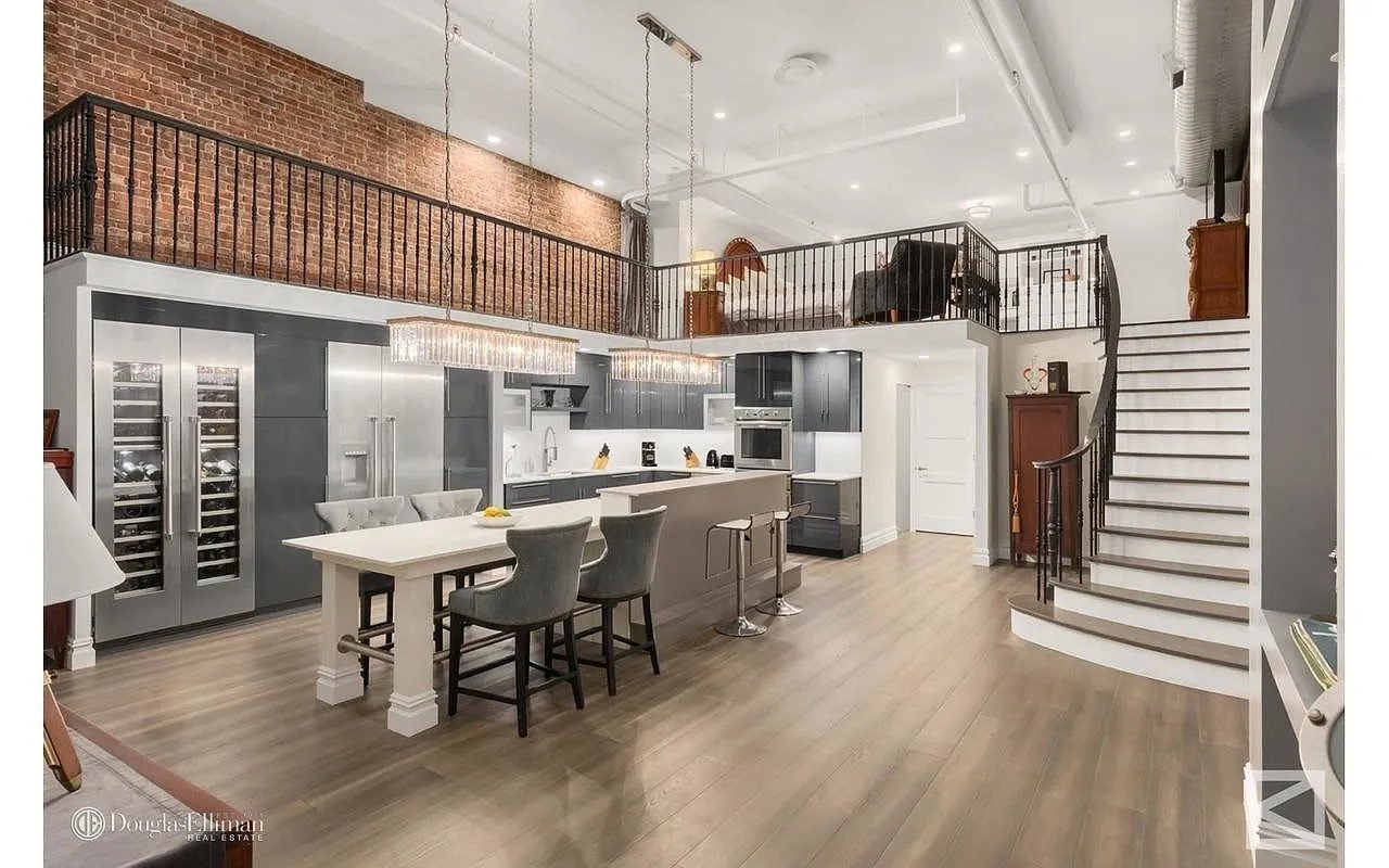 41 Crosby St #1R